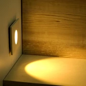 V-TAC 3W beltéri LED lépcsővilágítás, szögletes, meleg fehér - SKU 211209