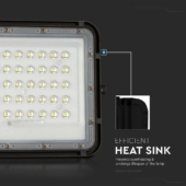 Kép 5/15 - V-TAC 5000mAh napelemes LED reflektor 6W hideg fehér, 400 Lumen, fekete házzal - SKU 7821