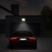 Kép 3/13 - V-TAC beépített mozgásérzékelős LED reflektor 10W meleg fehér, fekete házzal - SKU 20256