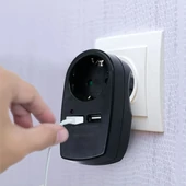 V-TAC fekete, fali adapter 1db aljzattal, 2db USB csatlakozóval - SKU 8796