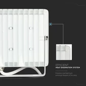 V-TAC LED reflektor 30W hideg fehér 85 Lm/W - SKU 5957