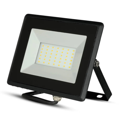 V-TAC LED reflektor 30W meleg fehér 85 Lm/W - SKU 5952