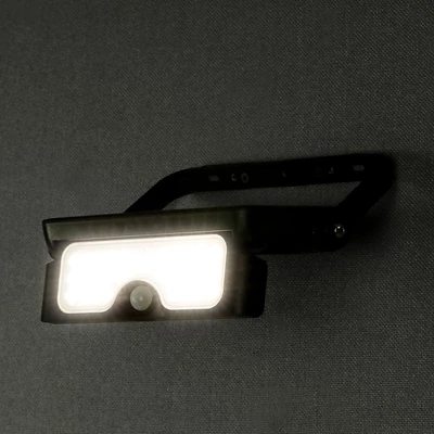 V-TAC napelemes mozgásérzékelős LED reflektor 7W CCT, 129 Lm/W - SKU 24341