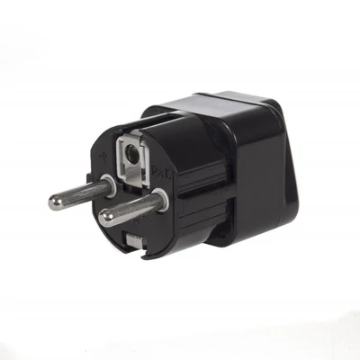 MCL multisocket átalakító, univerzális dugalj átalakító, fekete