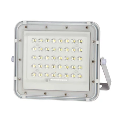 V-TAC 5000mAh napelemes LED reflektor 6W hideg fehér, 400 Lumen, fehér házzal - SKU 7839