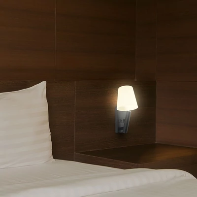 V-TAC fali olvasólámpa 2W CREE LED lámpa USB töltővel, meleg fehér, fekete ház - SKU 240016