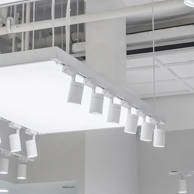 V-TAC LED 10°-os sínes spotlámpa állítható szöggel, 35W természetes fehér, 85 Lm/W - SKU 211256