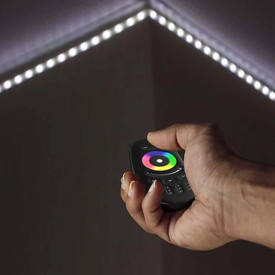 V-TAC rádiófrekvenciás LED szalag érintőgombos távirányító VT-2432/VT-2434-hez, fekete - SKU 2924