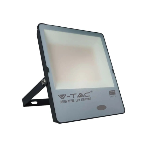 V-TAC LED reflektor 150W természetes fehér 100 Lm/W, beépített alkonykapcsolóval - SKU 20179
