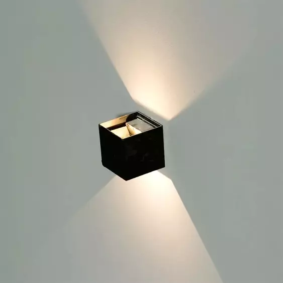 V-TAC 12W kültéri, fekete, szögletes, fali LED lámpa természetes fehér - SKU 218530