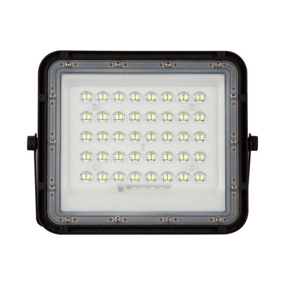 V-TAC 5000mAh napelemes LED reflektor 6W természetes fehér, 400 Lumen, fekete házzal - SKU 7822
