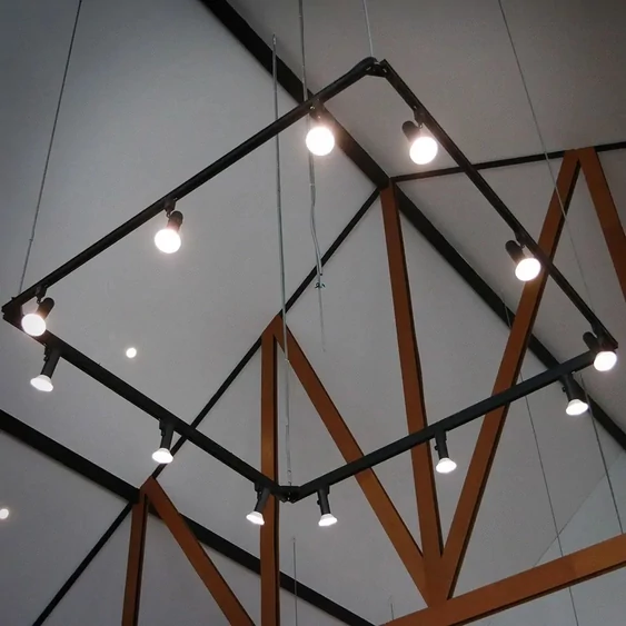 V-TAC 8W E27 hideg fehér LED égő - SKU 143