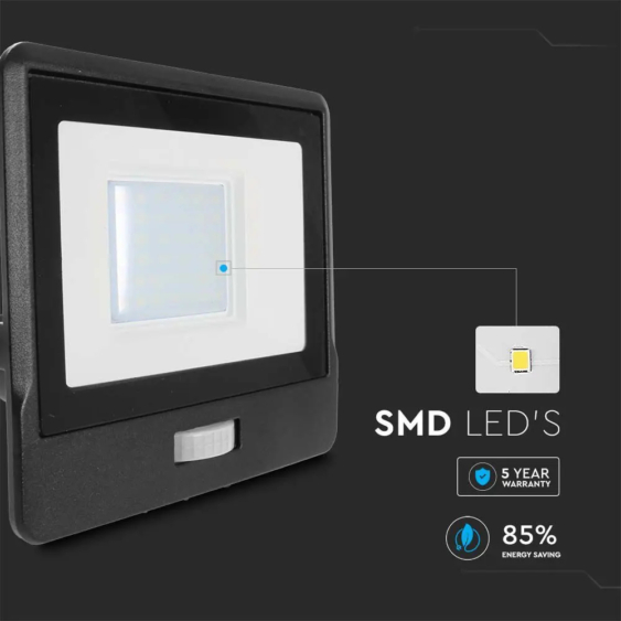 V-TAC beépített mozgásérzékelős LED reflektor 30W hideg fehér, fekete házzal - SKU 20288