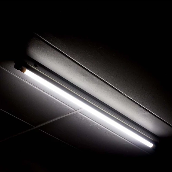 V-TAC LED fénycső 55cm T5 8W természetes fehér, 110 Lm/W - SKU 216318