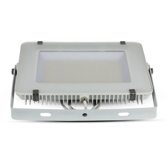 V-TAC LED reflektor 200W hideg fehér 120 Lm/W - SKU 788