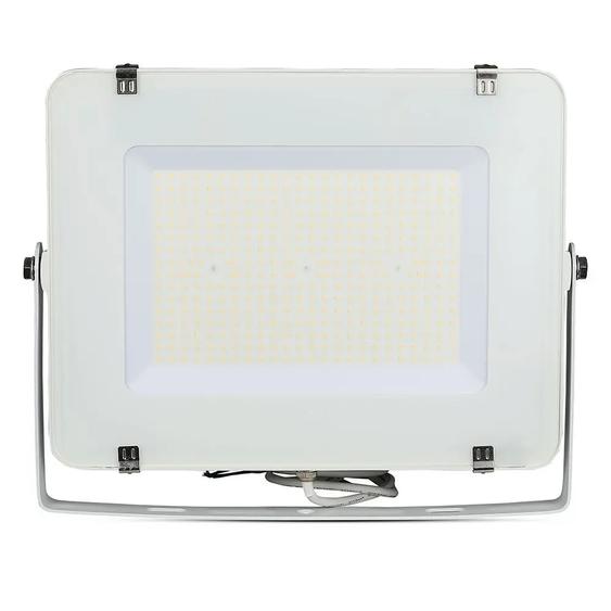 V-TAC LED reflektor 200W természetes fehér 115 Lm/W, fehér házzal - SKU 21787