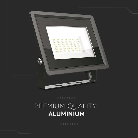 V-TAC LED reflektor 30W meleg fehér, fekete házzal - SKU 6743