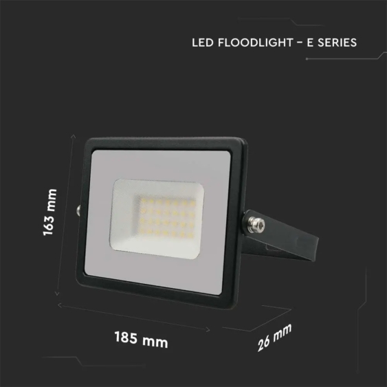 V-TAC LED reflektor 30W természetes fehér ?? Lm/W, fekete házzal - SKU 215953