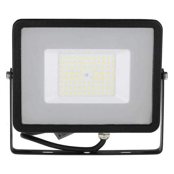 V-TAC LED reflektor 50W hideg fehér 115 Lm/W, fekete házzal - SKU 21761