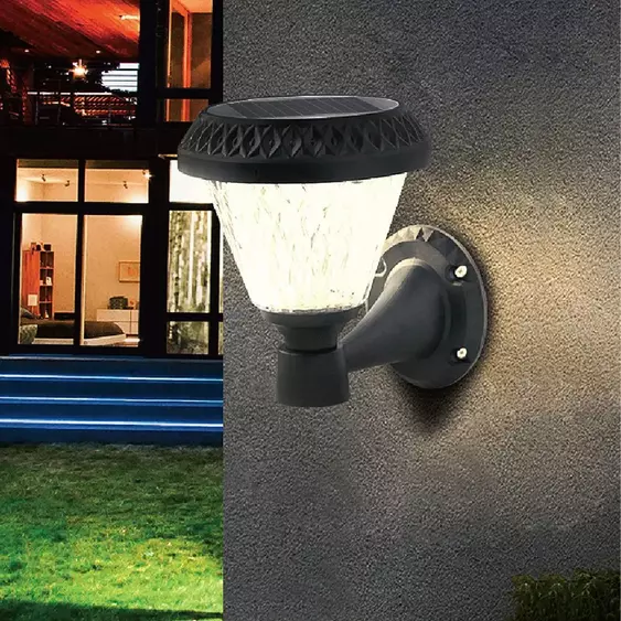 V-TAC napelemes LED fali lámpa, IP44, állítható fénnyel, fekete házzal és távirányítóval - SKU 93575
