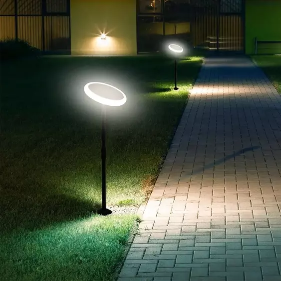 V-TAC napelemes LED kerti lámpa állítható magassággal, 129 cm, meleg fehér - SKU 6670