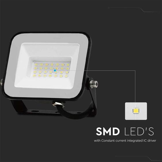 V-TAC SP-széria LED reflektor 20W meleg fehér, fekete ház - SKU 10014