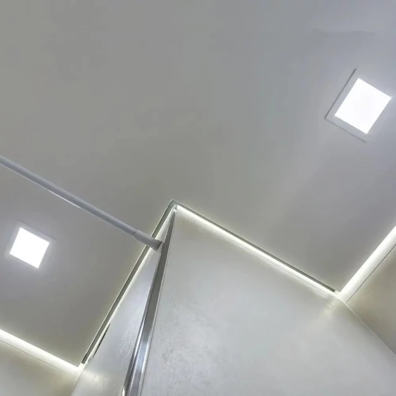 V-TAC süllyeszthető mennyezeti szögletes LED panel 12W hideg fehér - SKU 711