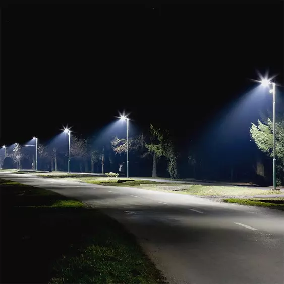 V-TAC utcai LED lámpa, térvilágító ledes lámpatest 100W természetes fehér, 100 Lm/W - SKU 215291