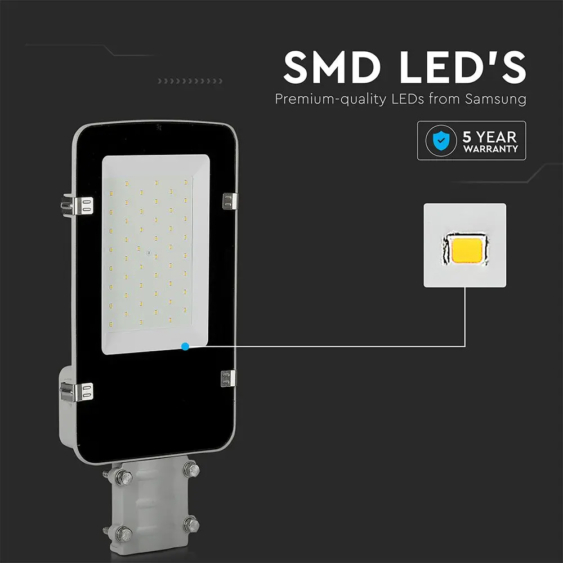 V-TAC utcai LED lámpa, térvilágító ledes lámpatest 30W hideg fehér - SKU 526